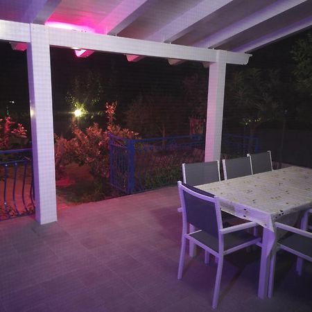 Villa Cilento Mare, Bellissima Con Ampio Giardino Capitello Ruang foto
